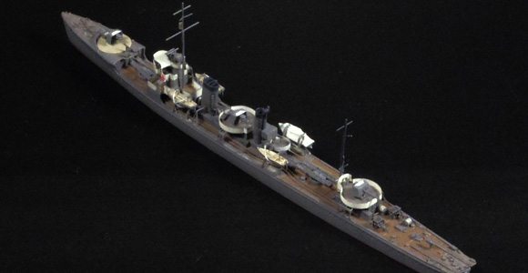 ハセガワ製の1/700駆逐艦「樅」をベースにした、「栗」の短艇周りを上から