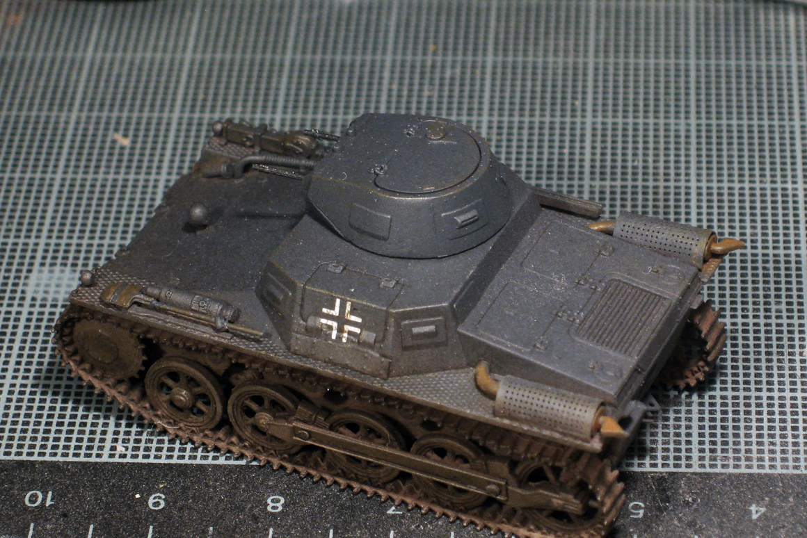 SモデルI号戦車 鉄部のドライブラシ