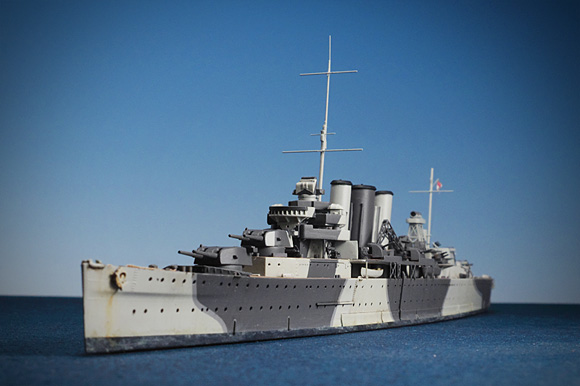 「アオシマ 1/700 HMSケント